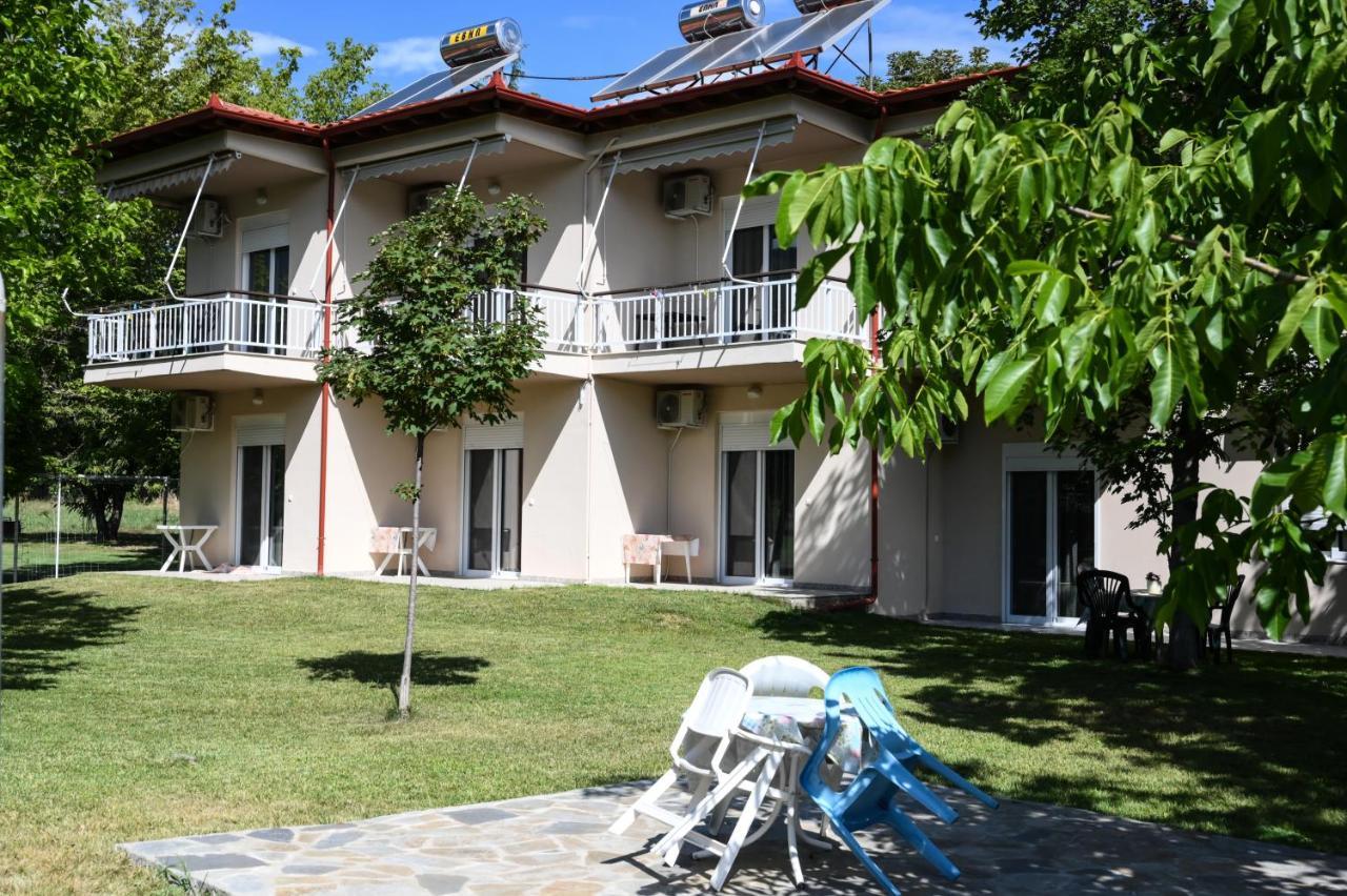 Priona Rooms Paralía Skotínis Exterior foto